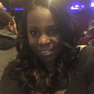 Meet your Posher, Crystal